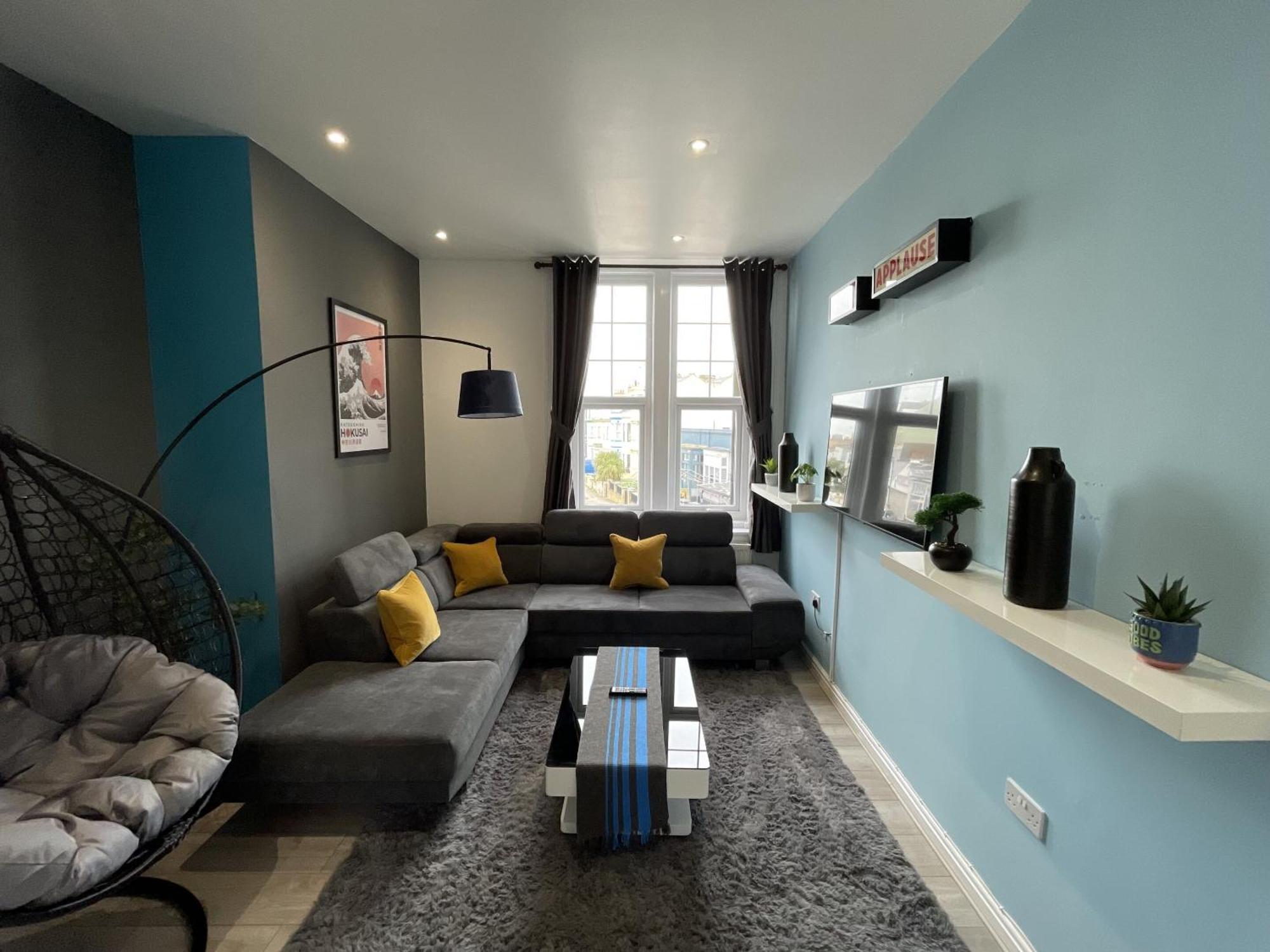 Modern Sea View Apartment Margate